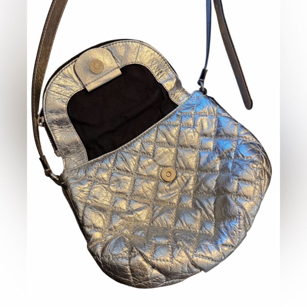 Marc by Marc Jacobs Metallic Quilted Natasha Crossbody Bag Silver Leather Purse - Picture 6 of 7